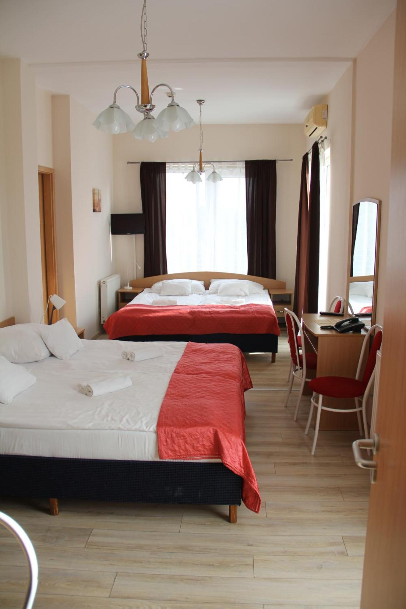 Hotel Rose City 布达佩斯 外观 照片