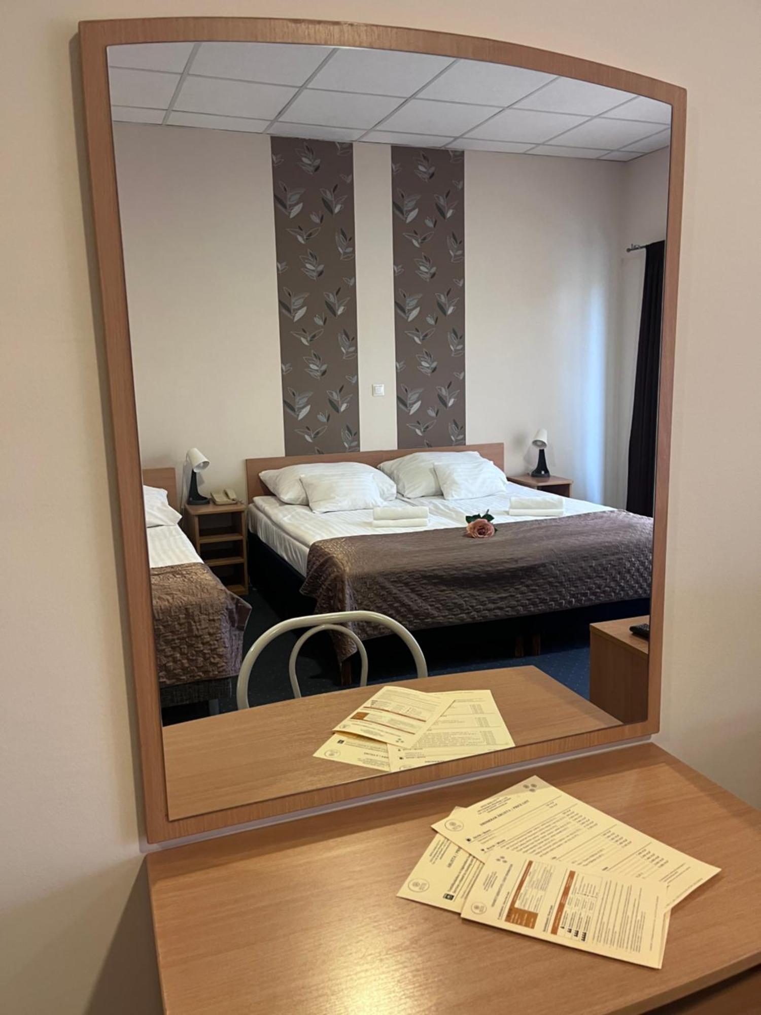 Hotel Rose City 布达佩斯 外观 照片
