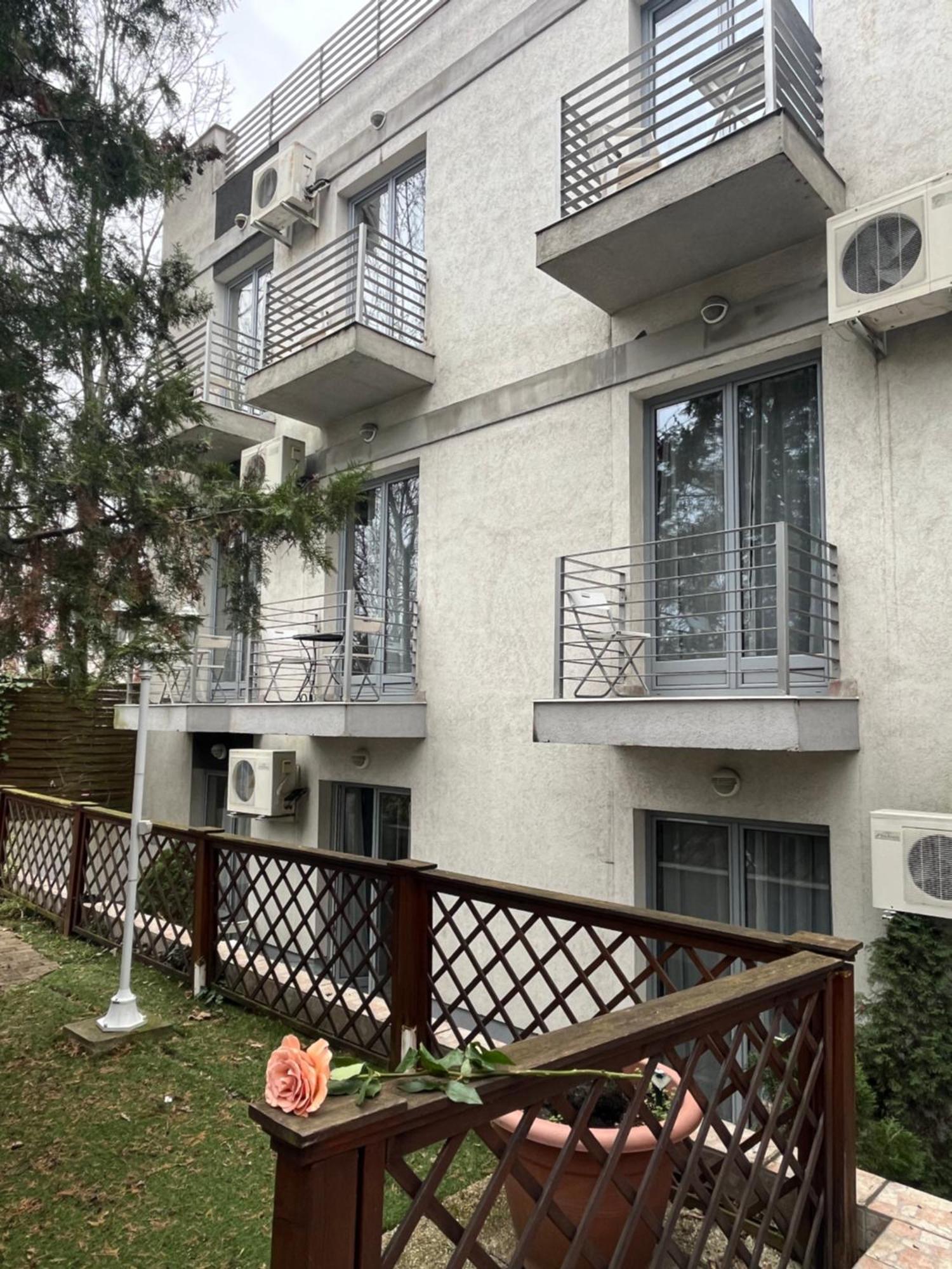 Hotel Rose City 布达佩斯 外观 照片